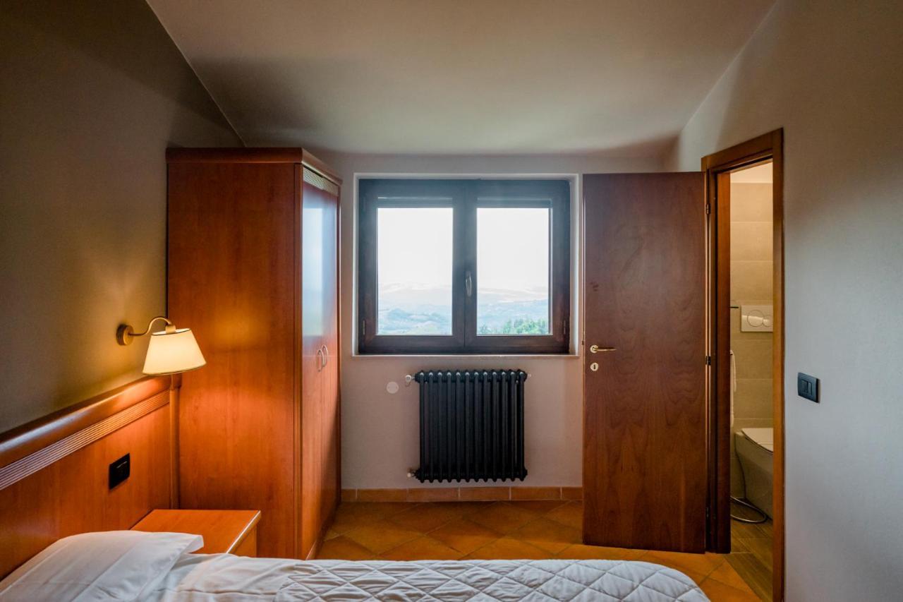 Hotel La Scottiglia E Ristorante Seggiano Luaran gambar