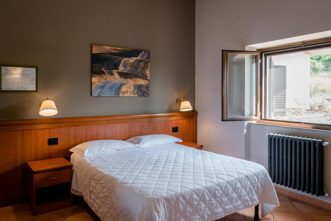 Hotel La Scottiglia E Ristorante Seggiano Luaran gambar