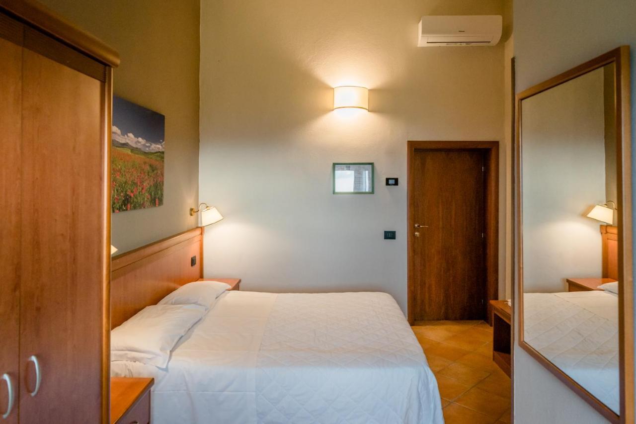 Hotel La Scottiglia E Ristorante Seggiano Luaran gambar