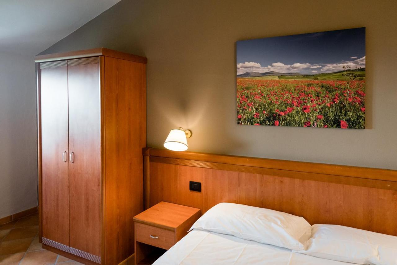 Hotel La Scottiglia E Ristorante Seggiano Luaran gambar